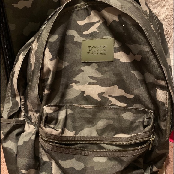 VS PINK CAMO Suitcase + backpack + jacket 🧳🎒🧥 - Picture 8 of 8